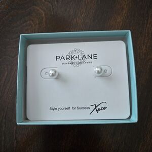 Park Lane Matinee Pearl Studs